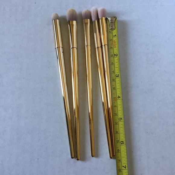 3/$10 9 Pieces Make Up Brushes With Bonus Make Up Bag. - Picture 4 of 8